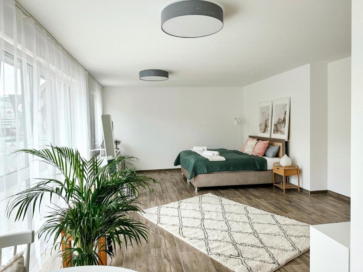 Sali Homes Elegant And Stylish Retreat In Heart Of Bayreuth, Close To River Exterior foto