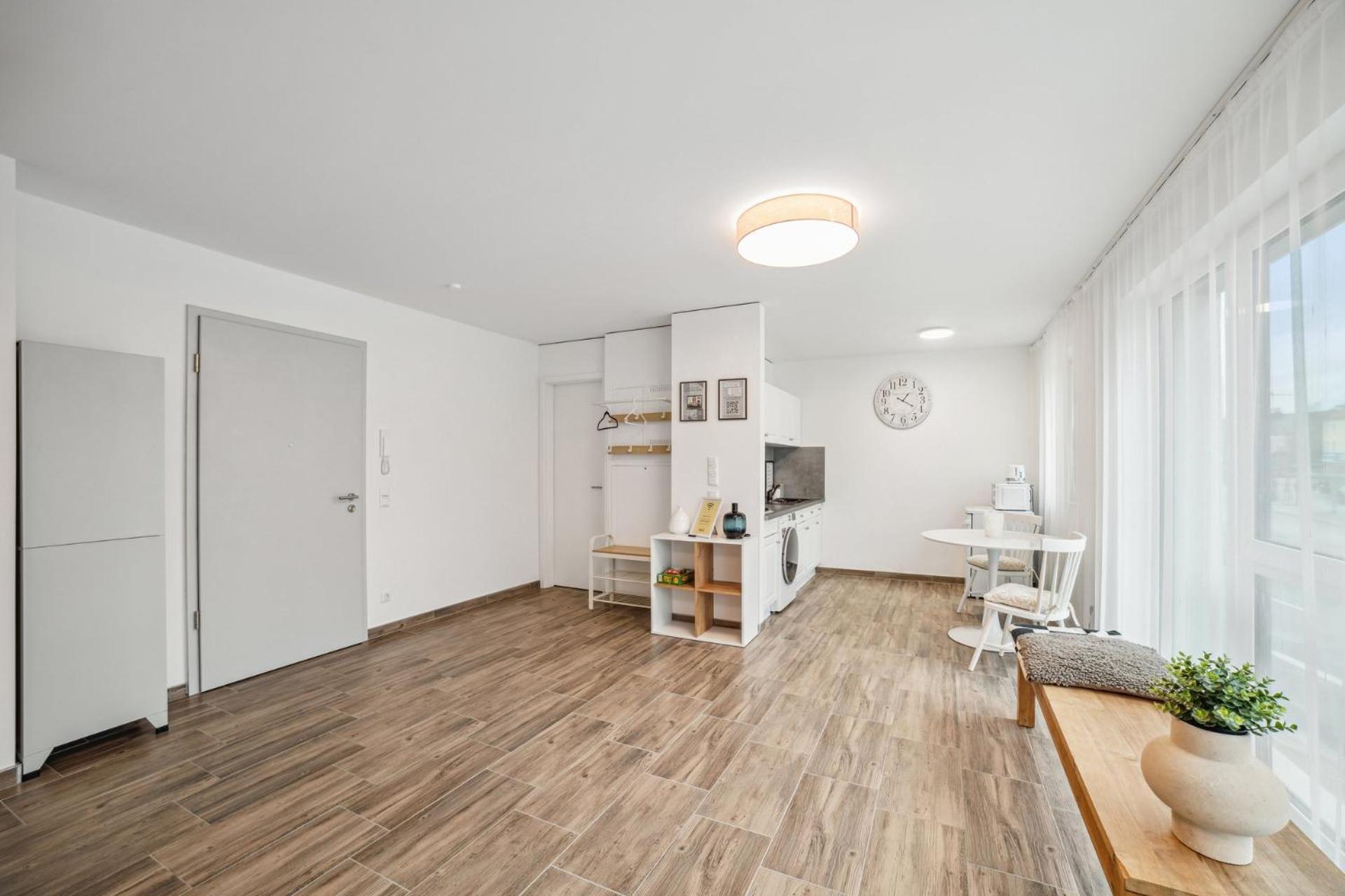 Sali Homes Elegant And Stylish Retreat In Heart Of Bayreuth, Close To River Exterior foto